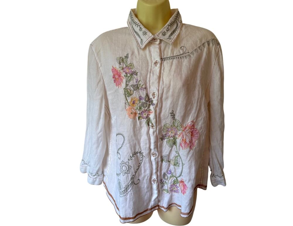 Tweeds White Embroidered Floral Button Button Down Size XL